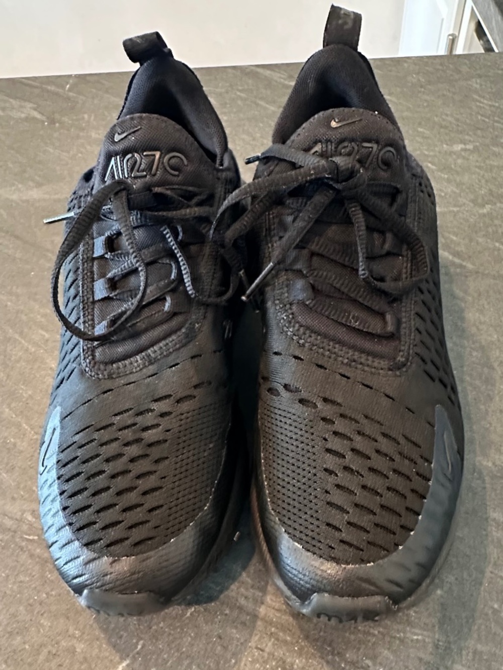 NIKE AIR MAX 270 BLACK SNEAKERS – SIZE 5Y